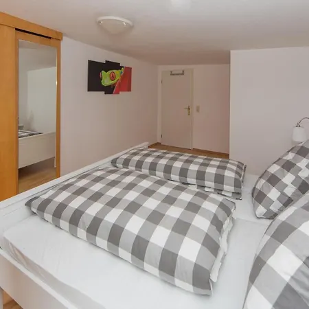 Zentrum Apartament *
